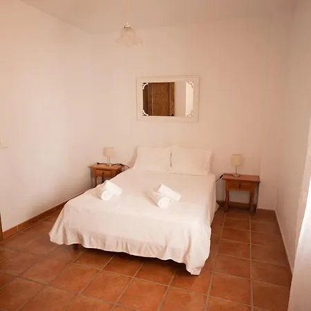 Casa Con Patio Andaluz Cerca Del Tajo De Apartamento *