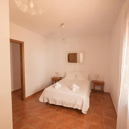 Casa Con Patio Andaluz Cerca Del Tajo De Ronda